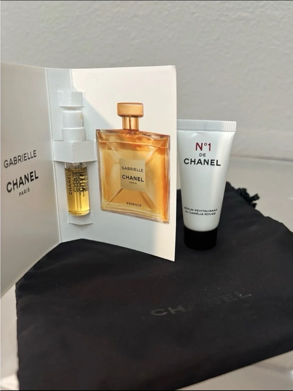 CHANEL Authentic drawstring dust bag, serum, Gabrielle perfume